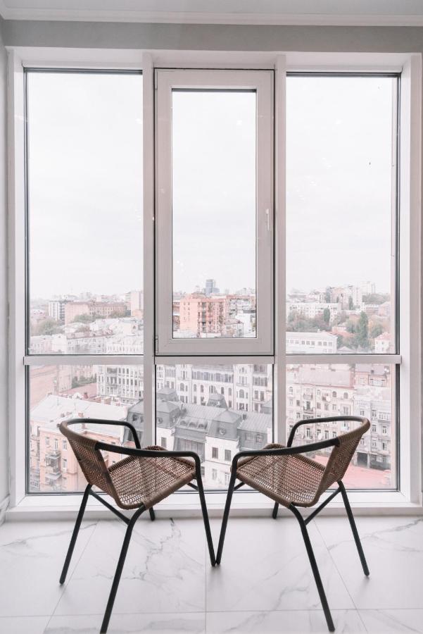 Royal Tower Vip Smart Apartments 1 Киев Экстерьер фото