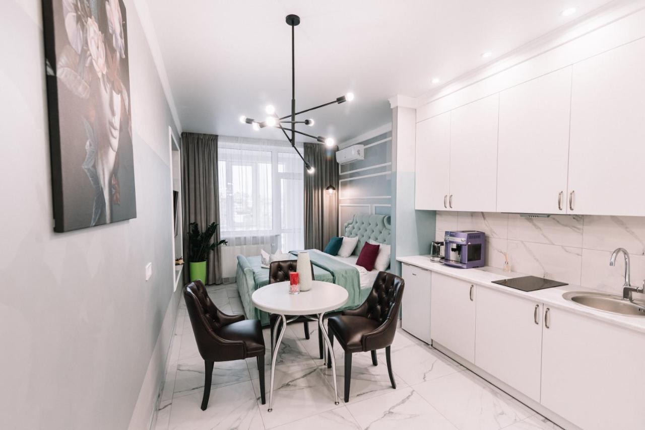 Royal Tower Vip Smart Apartments 1 Киев Экстерьер фото
