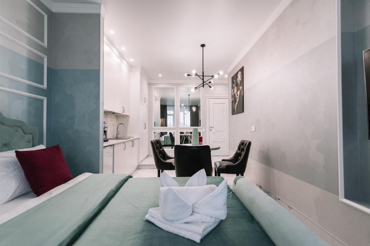 Royal Tower Vip Smart Apartments 1 Киев Экстерьер фото
